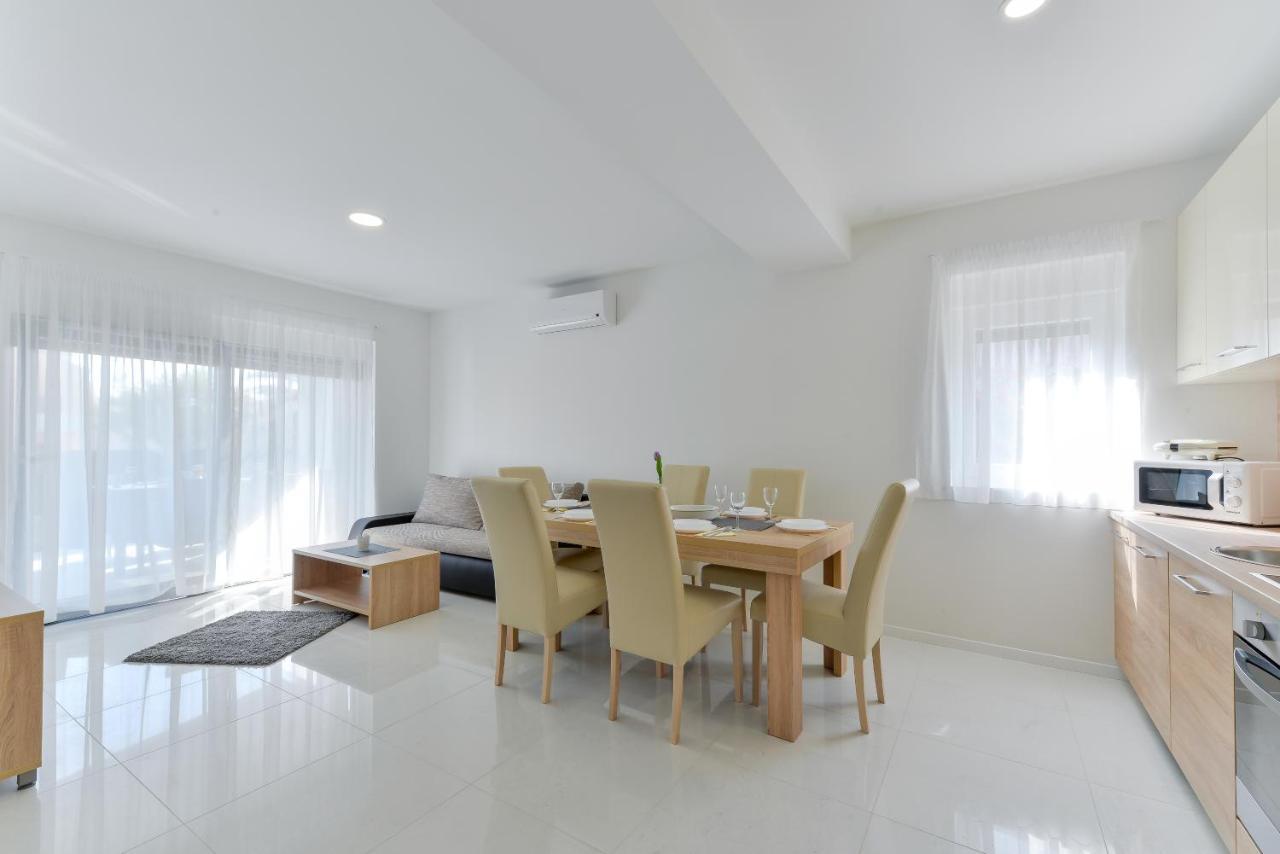 Resort Mirakul 维尔 外观 照片
